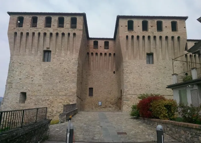 Tuscan Haven With Pool 펜션 *