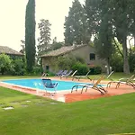 Tuscan Haven With Pool *