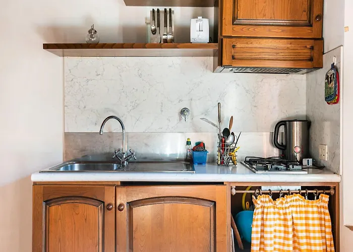 Tuscan Haven With Pool